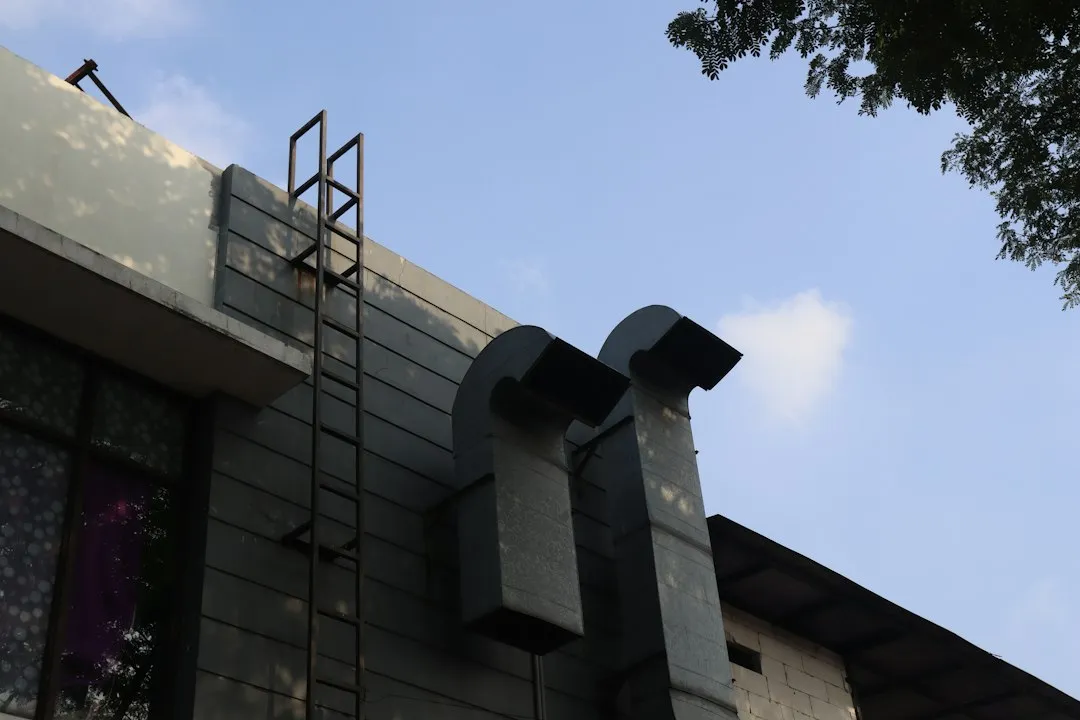 新型墙材与普通砖制品对比：孝感制砖厂家谈建筑选材的关键差异
